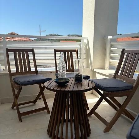 Apartment Regina Carlito With Swimming Pool Jezera