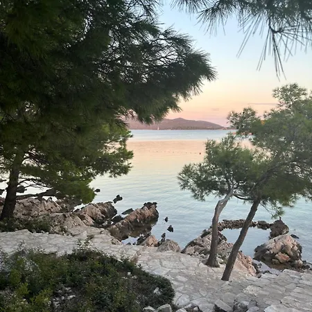 Lejlighed Regina Carlito With Swimming Pool Jezera