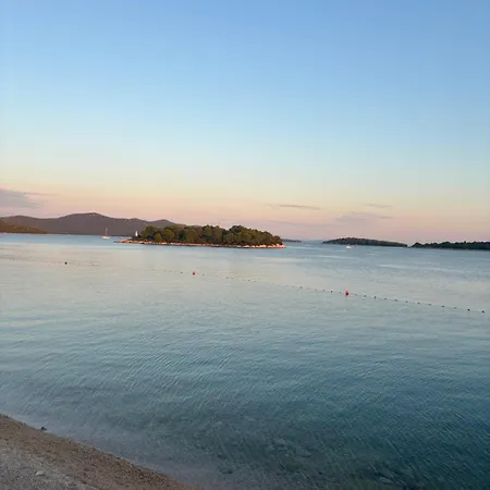 Regina Carlito With Swimming Pool Lejlighed *