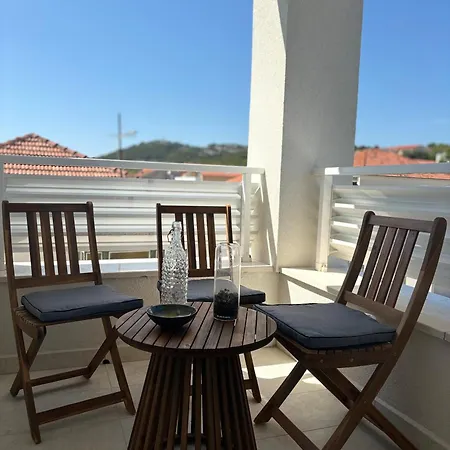 Apartment Regina Carlito With Swimming Pool Jezera