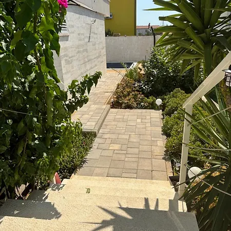 Regina Carlito With Swimming Pool Lejlighed *