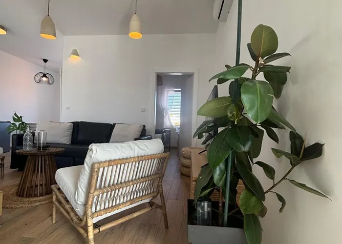 Regina Carlito With Swimming Pool * Jezera