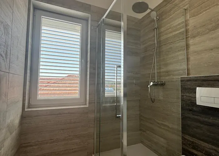 Regina Carlito With Swimming Pool 제제라